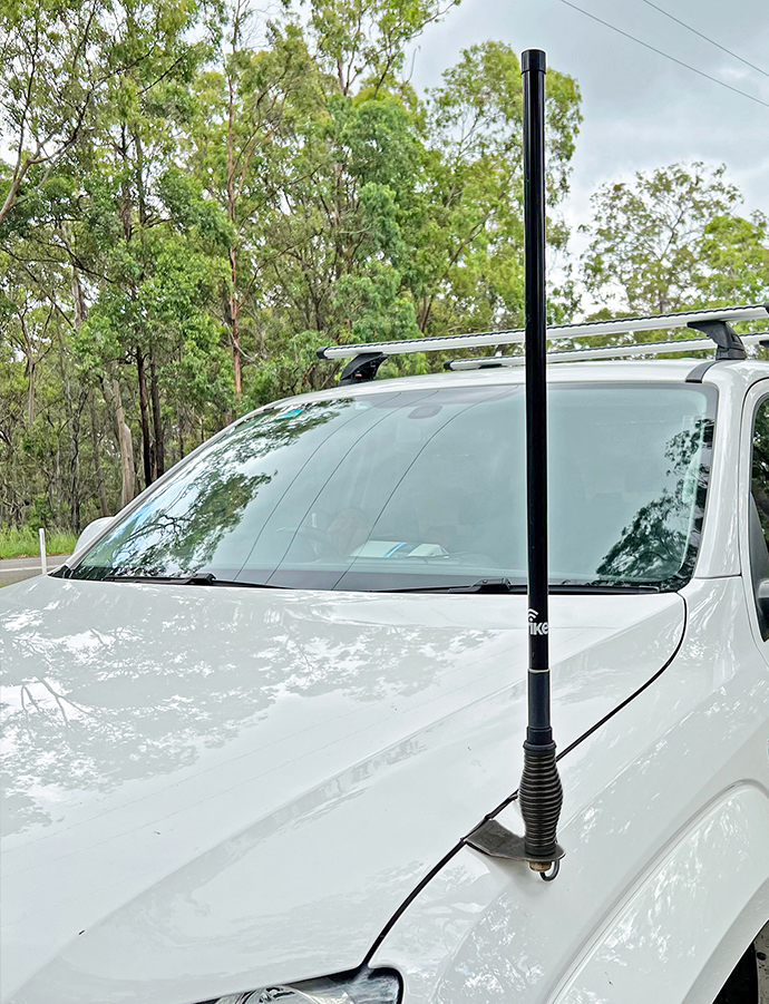 Strike B3 Heavy Duty Bullbar Mount Mobile Antenna