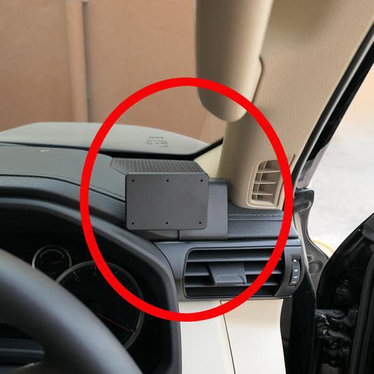 ClicOn No Holes Right Hand Dash Mount for Toyota Landcruiser 300 (21-25)
