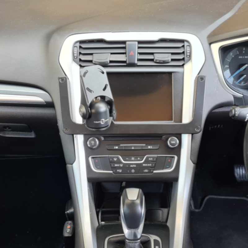 Industrial Evolution InDash Mount for Ford Mondeo (2015+)
