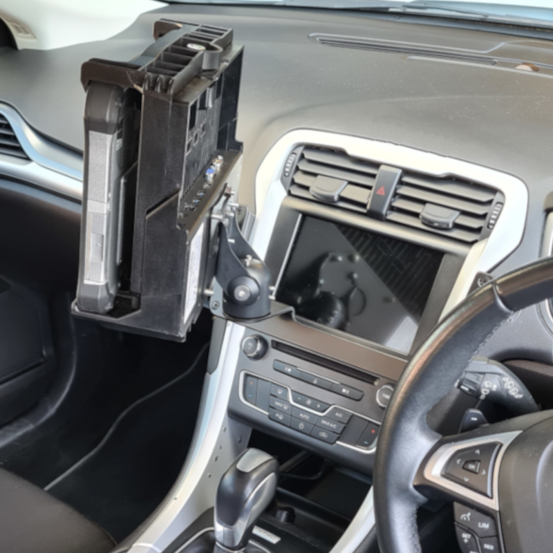 Industrial Evolution InDash Mount for Ford Mondeo (2015+)