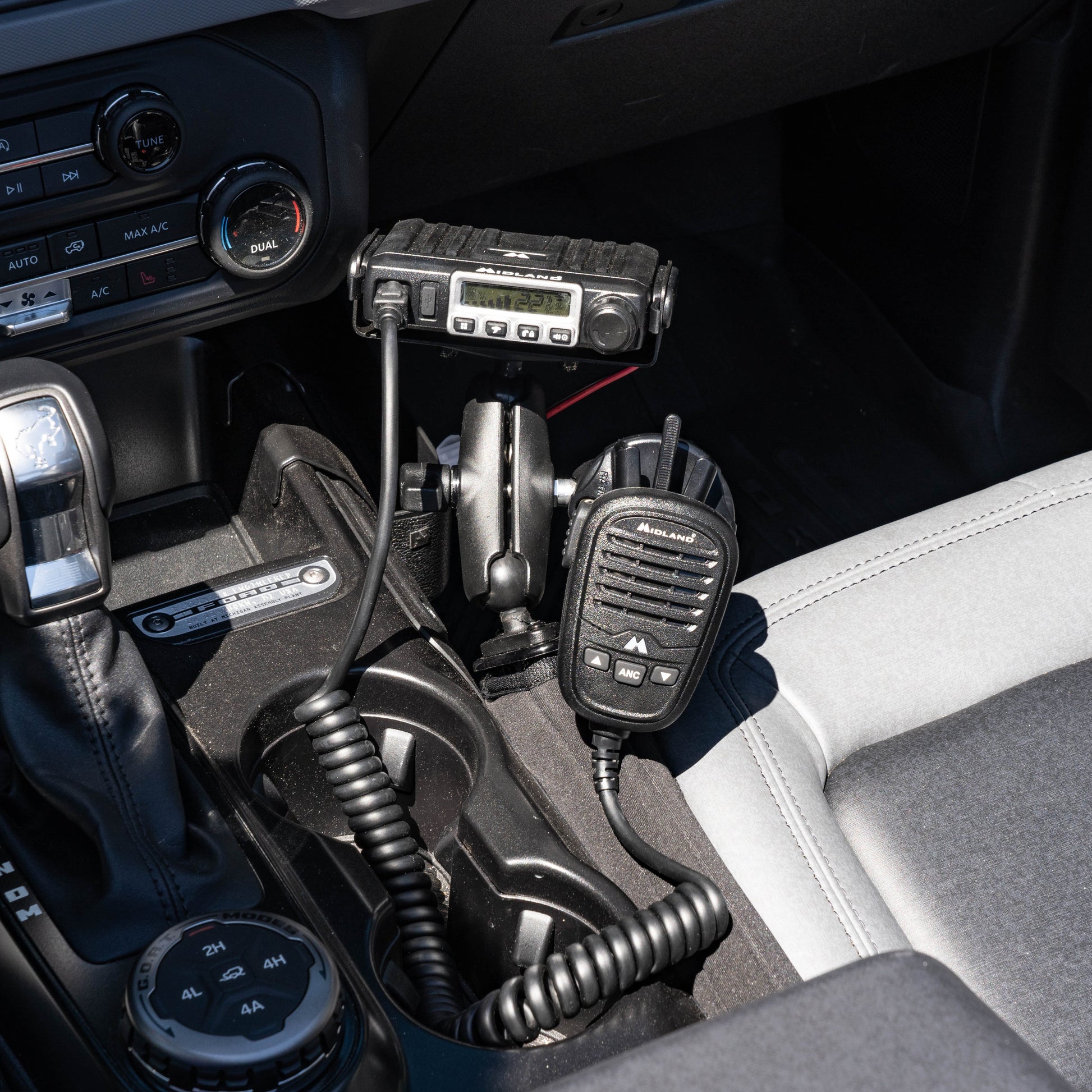 RAM® Tough-Wedge™ Temporary Radio + Mic Vehicle Mount Bundle (RAM-B-407-MC-KIT1)