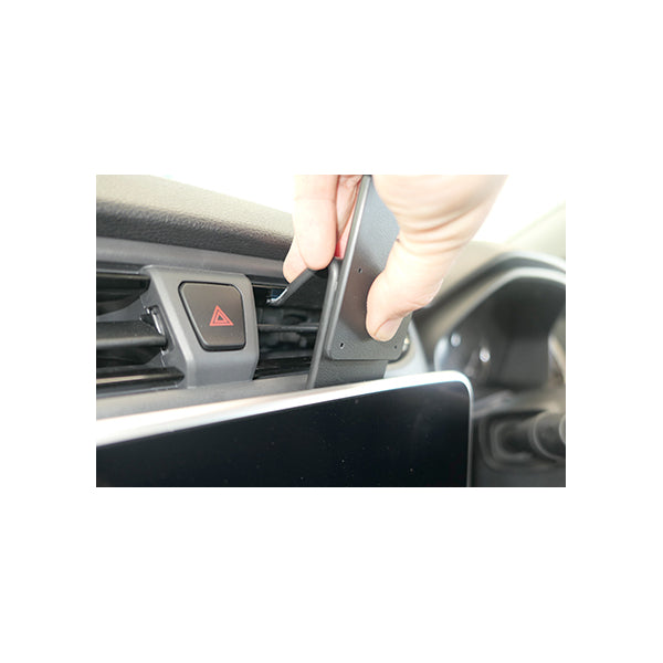 ClicOn No Holes Dash Centre Mount For LDV T60 (19-23)