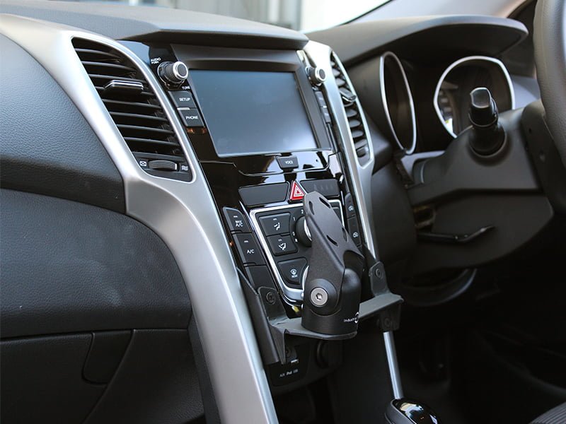 Industrial Evolution InDash Mount for Hyundai i30 (2013+)