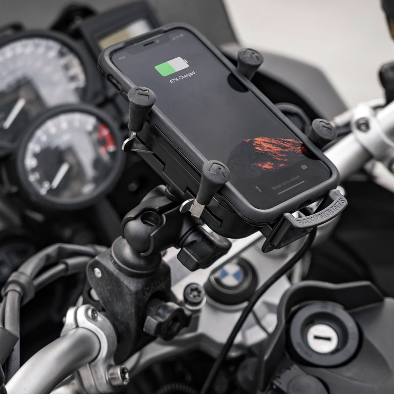RAM® Tough-Charge™ 15W Wireless Charging Mount with Tough-Claw™ (RAM-B-400-A-UN12W-V7M-1)