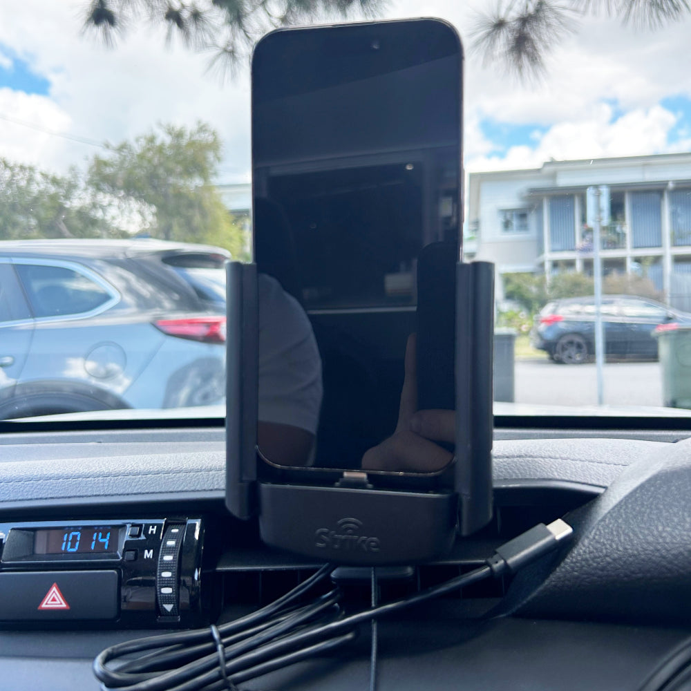 iPhone 15 Pro Car Phone Holder DIY