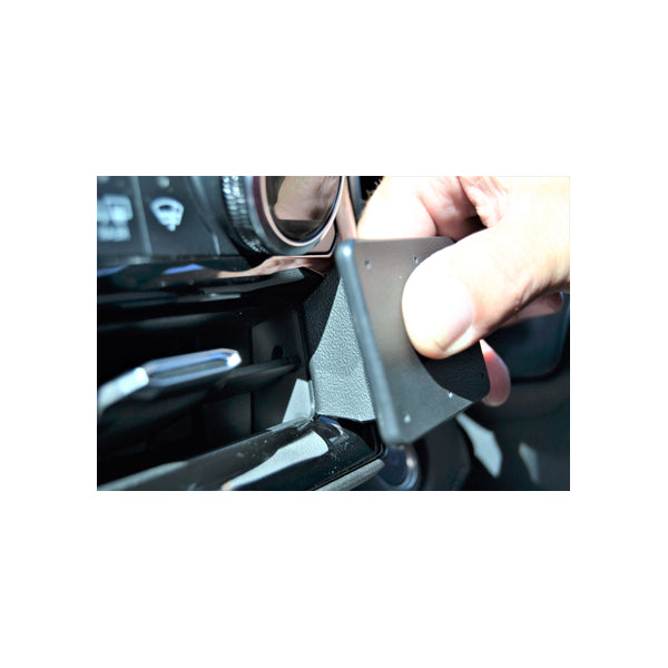 ClicOn No Holes Centre Dash Mount for Toyota Kluger (21-24)