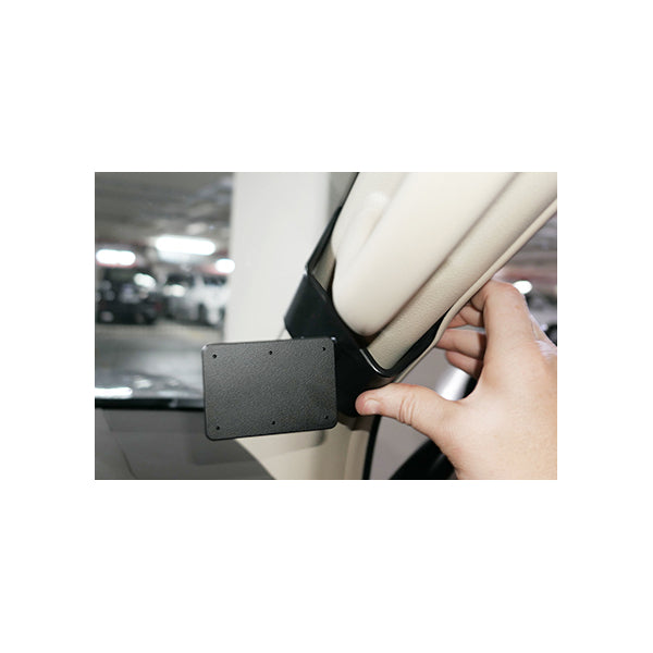ClicOn No Holes Right Hand Dash Mount For Toyota Prado 22-23