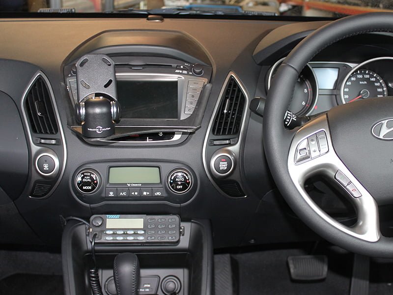 InDash Mount for Hyundai ix35 (2010+)
