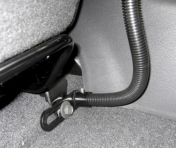 RAM POD No-Drill™ Vehicle Mount w/ 18" Aluminum Rod & Socket Arm (RAM-B-316-1U)